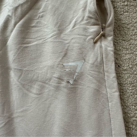 GYMSHARK Lounge Cream Joggers - Picture 2 of 9